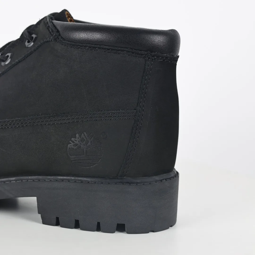 Local self-pickup💰640 Core recommendation Good price Top genuine consistent injection molding process, rubber non-slip outsole resists cold and cracks, genuine consistent full leather collar/lining/sole, equipped with anti-fatigue shock-absorbing honeycomb insole, extremely comfortable, full set of original packaging accessories (comes with shoelaces, cleaning eraser, counter bag) Size: 35 36 37 38 39 39.5 40 41 42 43 44 45 One size too large
